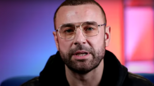 Почему Александр Фаломин поцеловал девушку Алексея Адеева