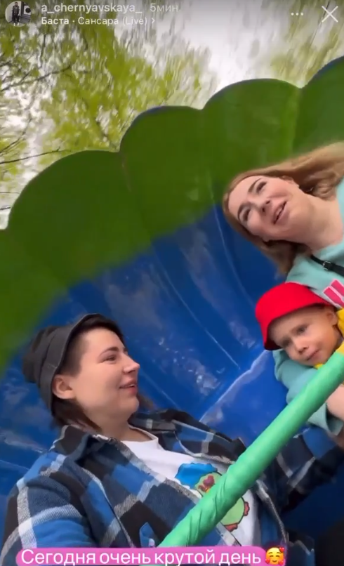 Саша Черно тоскует по Сергиеву Посаду и со слезами возвращается на Дом 2