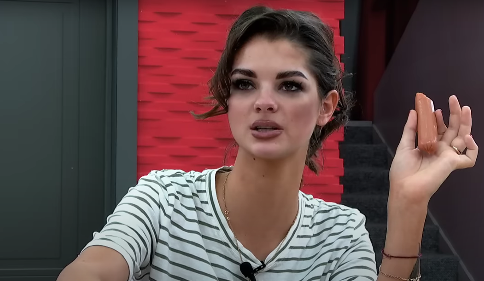 Анна Самонина готовится к ринопластике Анна Самонина готовится к ринопластике