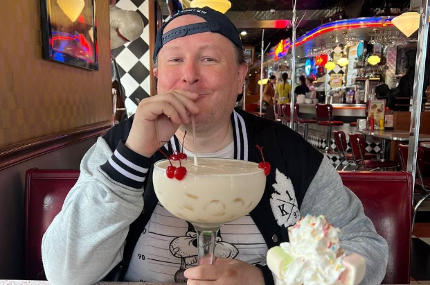 Должанский уговаривает Миходуй и Мадан вернуться на Дом 2