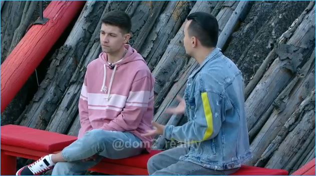 Александра Черно защищает Савкину или Ольгу Рапунцель, спорят зрители Дома 2