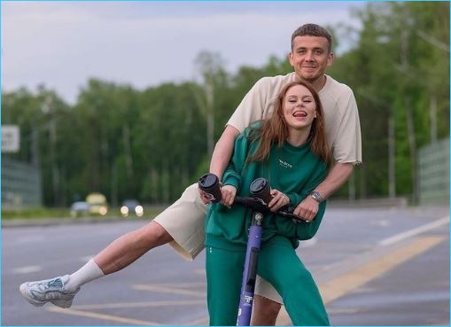 Горина и Николайчук повзрослели за год расставания и разводятся с улыбкой