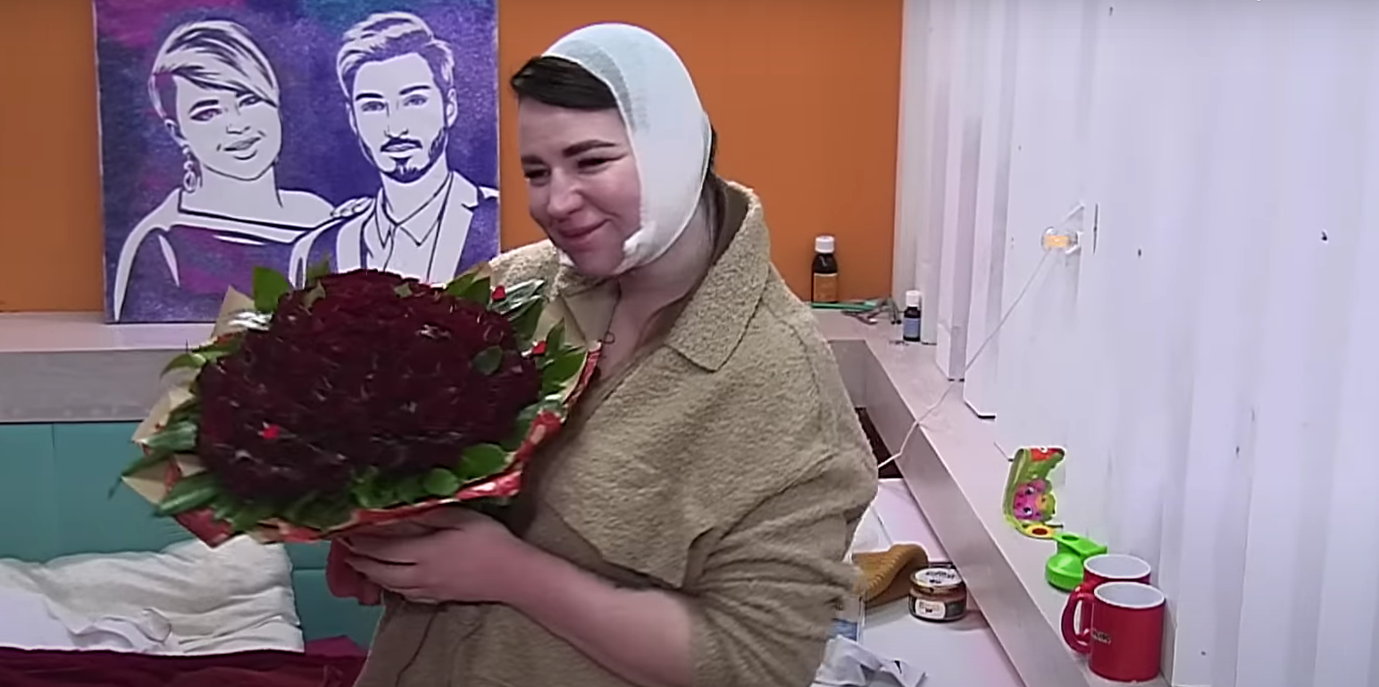 Саша Черно не влезла в шорты - плюс 10 кг на Доме 2