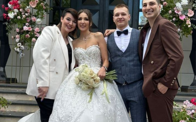 Яна Захарова вышла замуж
