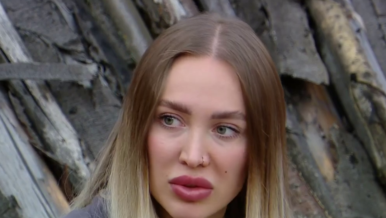 Лиза Полыгалова устроилась на курсы 