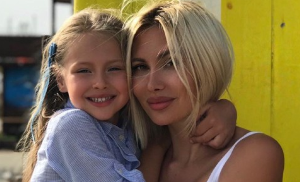 Дочь Элины Камирен и Александра Задойнова пострадала в дворовой драке