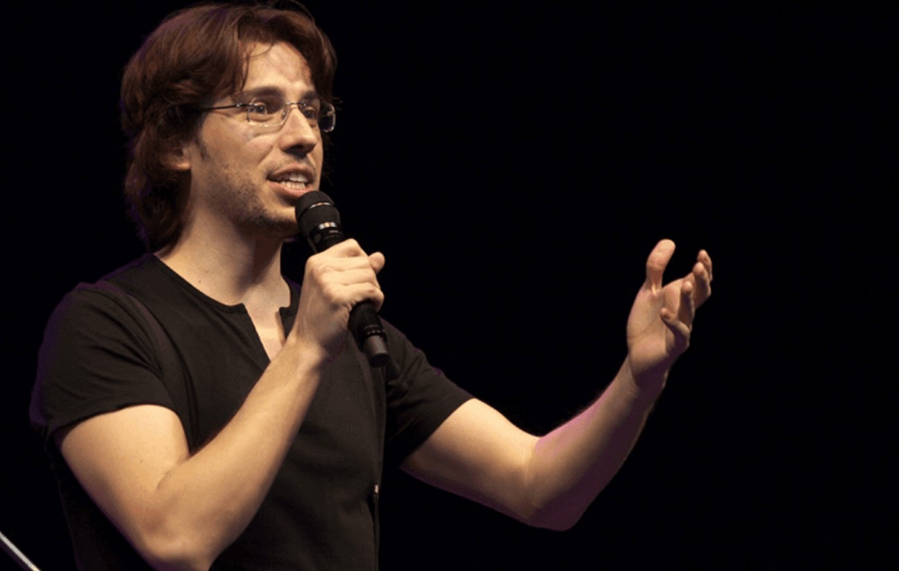 Максим Галкин пожаловался на отмену выступлений в Казахстане Максим Галкин пожаловался на отмену выступлений в Казахстане