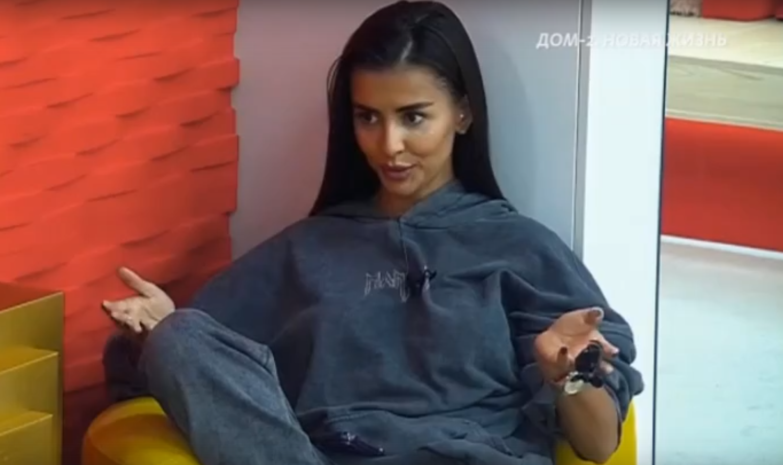 Бухынбалтэ нашла питомцу Лео "нового папу" вместо сбежавшего Барзикова Кристина Бухынбалтэ нашла питомцу Лео "нового папу" вместо сбежавшего Барзикова