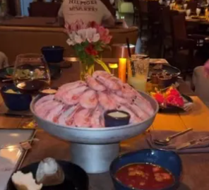 Юлия Салибекова отдала Тиграну Салибекову документы и ключи от квартиры