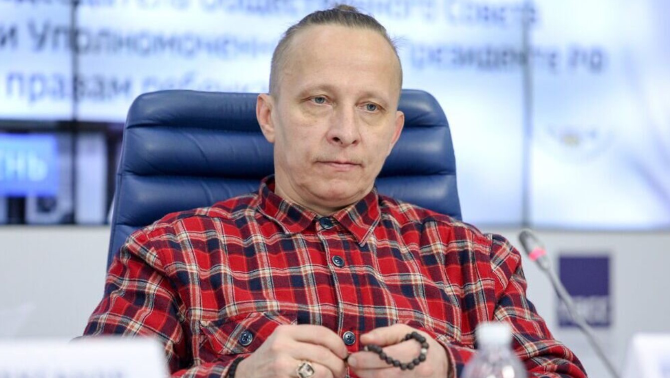 Иван Охлобыстин высказался по поводу возвращения в Россию Артура Смольянинова Иван Охлобыстин высказался по поводу возвращения в Россию Артура Смольянинова