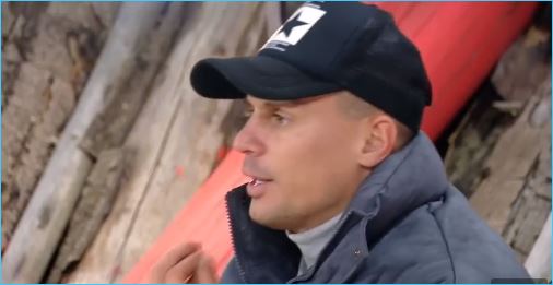 Ваня Барзиков не ревнует Бухынбалтэ к Илье Баженову Ваня Барзиков не ревнует Бухынбалтэ к Илье Баженову