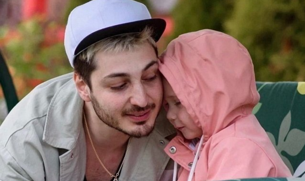 Иосиф Оганесян попал с сыном в неприятности в детской больнице Иосиф Оганесян попал с сыном в неприятности в детской больнице