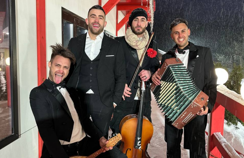 Клавдия Безверхова поселилась в шкафу Игоря Григорьева Клавдия Безверхова поселилась в шкафу Игоря Григорьева