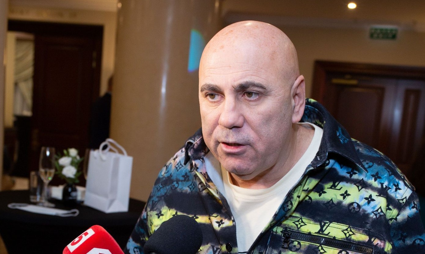 Иосиф Пригожин прокомментировал скандал, вспыхнувший между Пугачевой и Михайловым