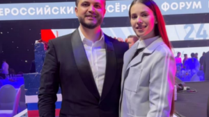 Экс-звезда дома 2 Александра Артёмова из-за вспыльчивости рассталась с избранником Николаем Субачевым