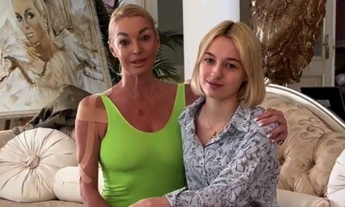 Анастасия Волочкова помирилась с дочерью Анастасия Волочкова помирилась с дочерью
