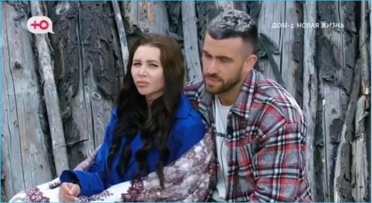 Кому Григорьев пытается доказать, что он доминирует в отношениях с Безверховой Кому Григорьев пытается доказать, что он доминирует в отношениях с Безверховой