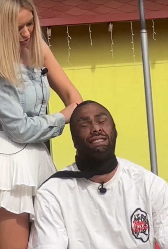 Элина Рахимова продолжает преследовать Григорьева