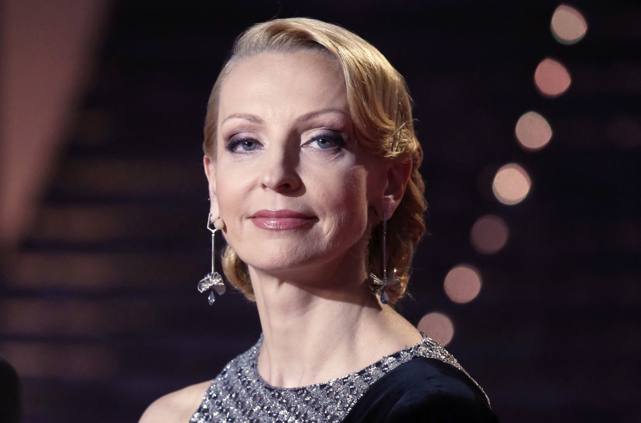 Илзе Лиепа прокомментировала снос памятника отцу в Риге Илзе Лиепа прокомментировала снос памятника отцу в Риге