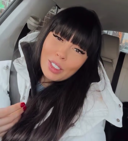 Нелли Ермолаева не планирует делить с мужем дом