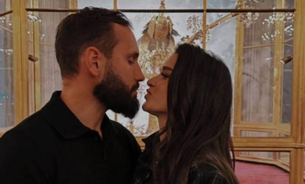 Ксения Бородина получила от близких оригинальное поздравление с помолвкой Ксения Бородина получила от близких оригинальное поздравление с помолвкой