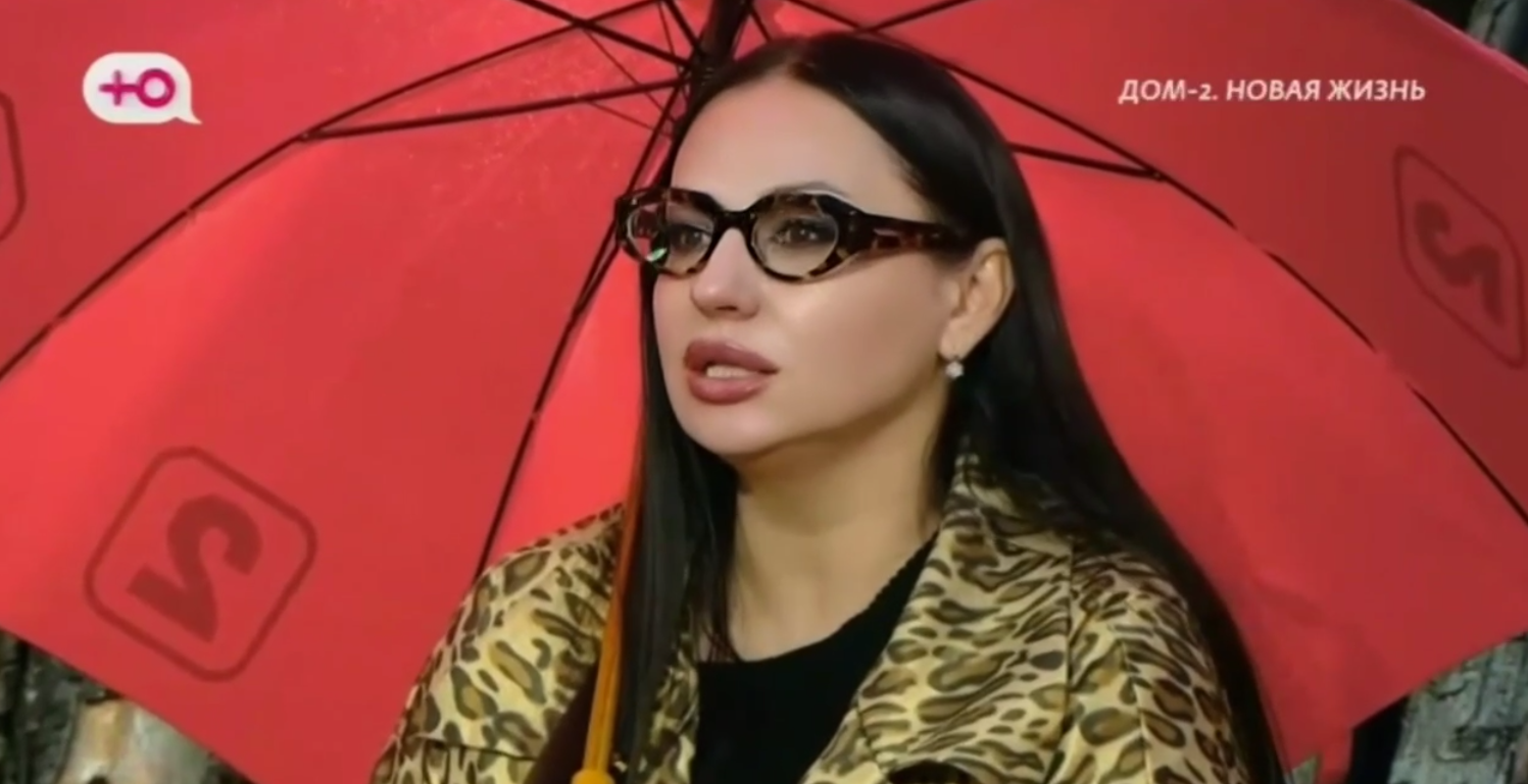 Психолог Светлана Прель заметила у Элины Рахимовой признаки звездной болезни