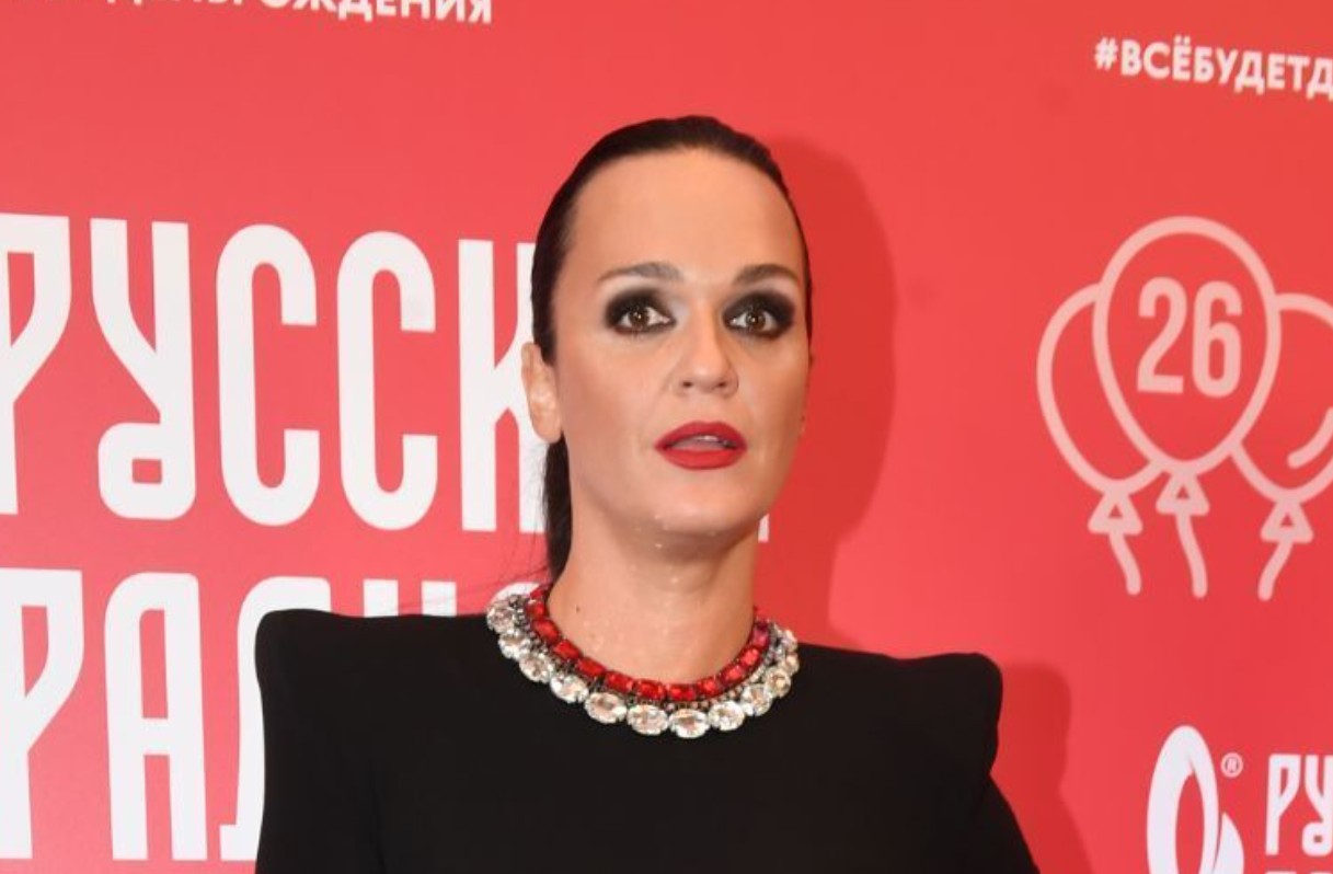 Певица Слава предложила Евгению Петросяну жениться на ней