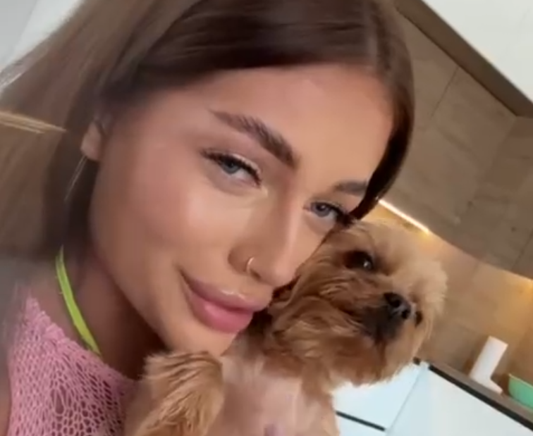 Катя Скалон проснулась с двумя 