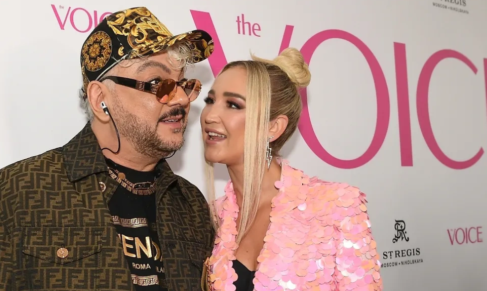 Ольгу Бузову поцеловал Киркоров на концерте Димы Билана Ольгу Бузову поцеловал Киркоров на концерте Димы Билана