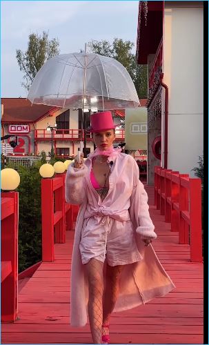 Яна Тырлышкина считает, что на поляне началась новая жизнь