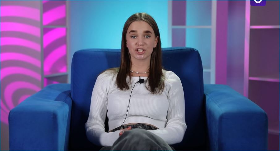 Яна Тырлышкина считает, что на поляне началась новая жизнь Яна Тырлышкина считает, что на поляне началась новая жизнь