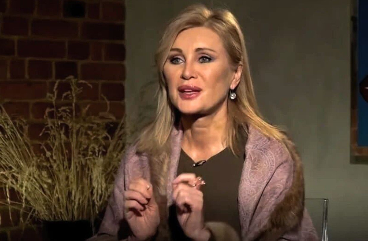 Вика Цыганова уверена, отказываться от украинского гражданства Ани Лорак не станет
