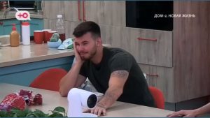 как Сергей Хорошев критикует поведение легкодоступной Насти Сафиной