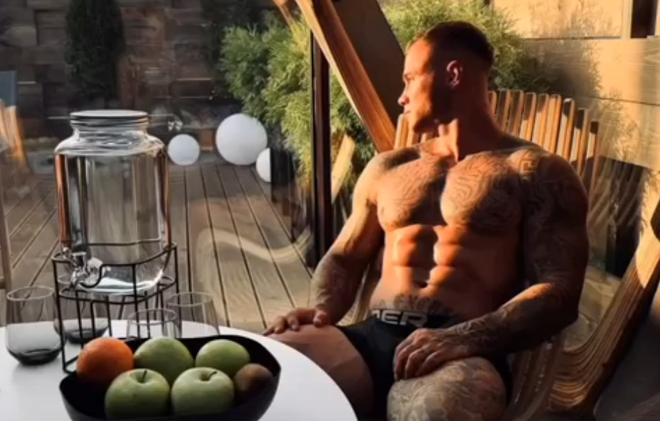 Катя Скалон устроила фотосессию с Андреем Пытляком