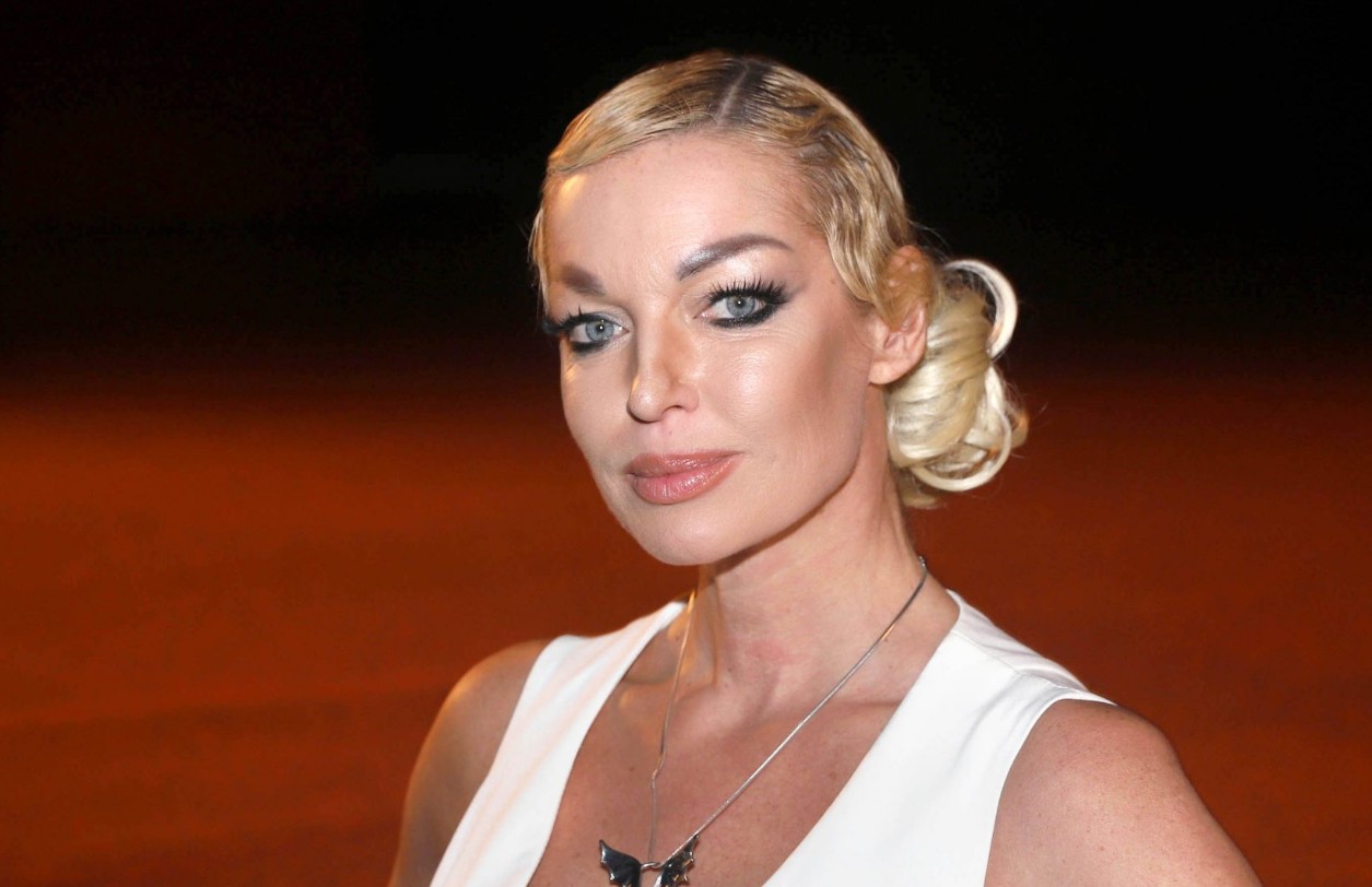 Анастасия Волочкова высказалась о смене фамилии дочерью