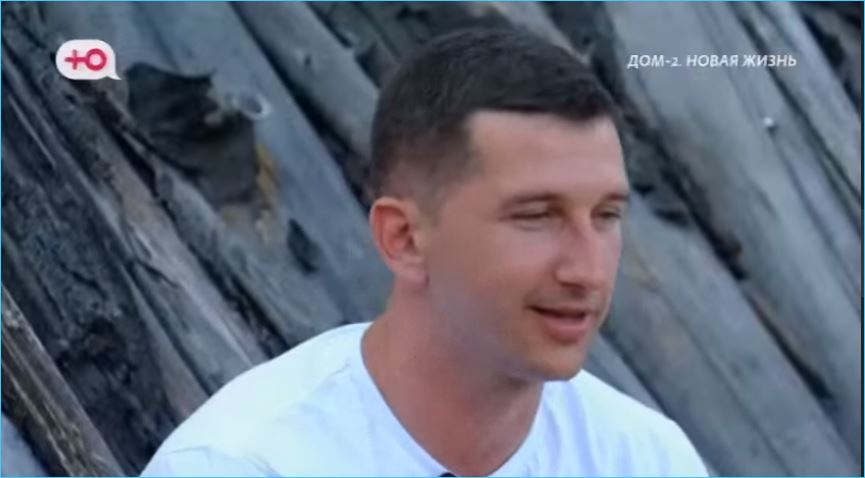 Дмитрий Луковкин поделился сомнениями в искренности девушек на Доме 2 Дмитрий Луковкин поделился сомнениями в искренности девушек на Доме 2