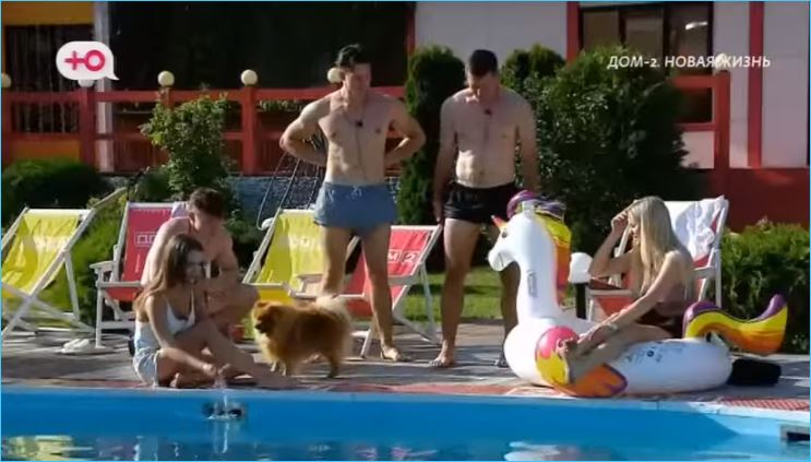 Элине Рахимовой не стыдно за свое дикое невежество перед зрителями и коллективом Дома 2