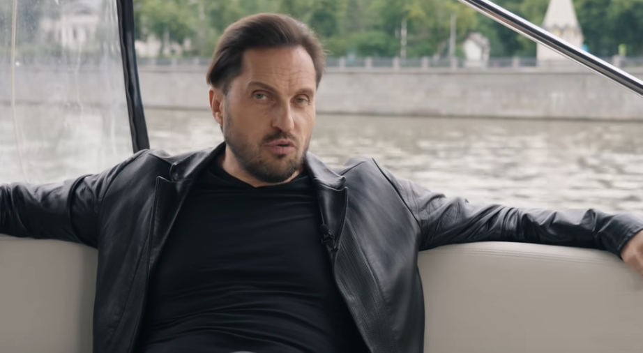 Александр Ревва – феномен Пирожкова, Ургант, ссоры с Моргенштерном* и родителями Александр Ревва – феномен Пирожкова, Ургант, ссоры с Моргенштерном* и родителями