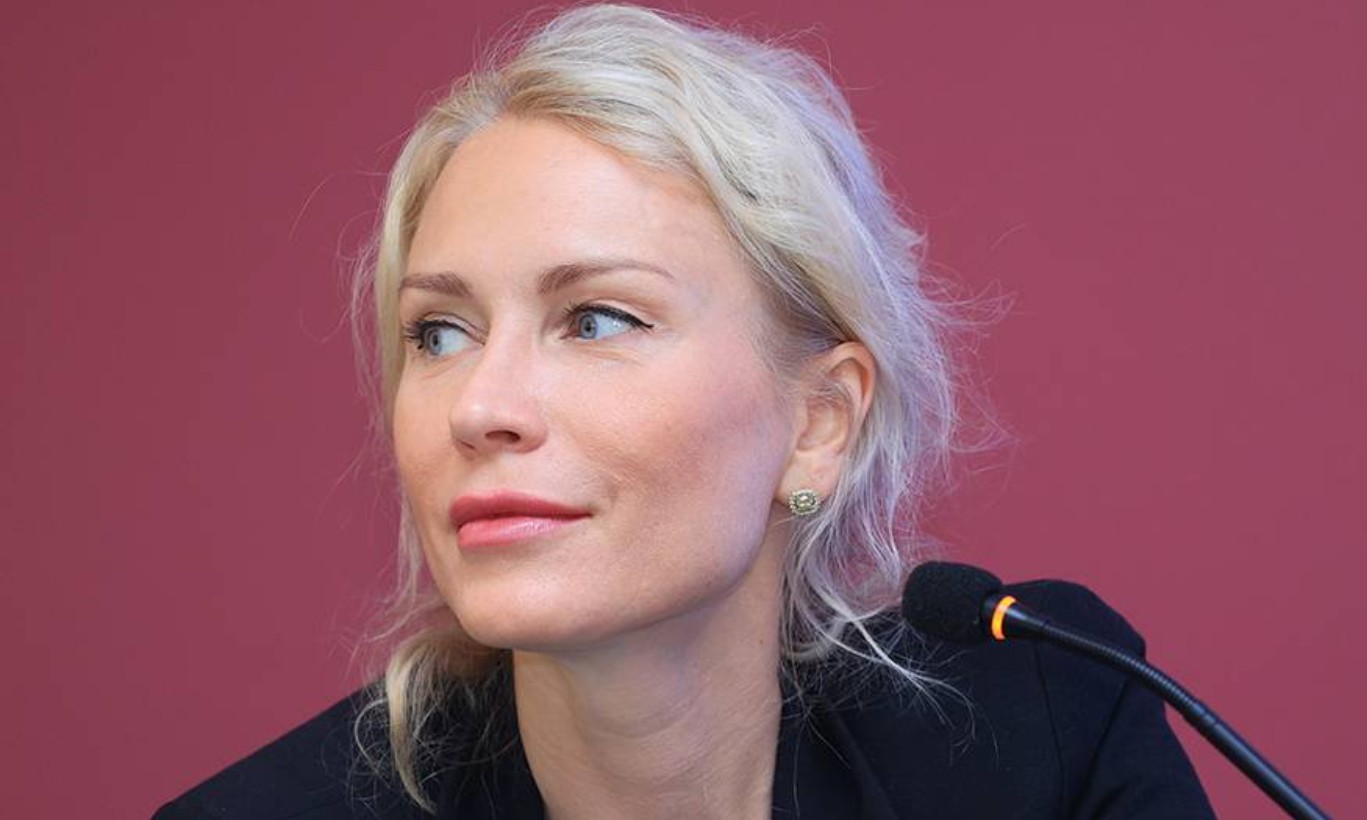 Екатерина Гордон поддержала брошенную любовником Полины Дибровой многодетную мать