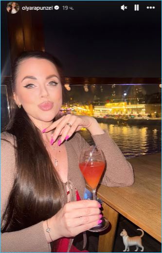 Ольга Рапунцель вынуждена проводить лето с дочками в столице Ольга Рапунцель вынуждена проводить лето с дочками в столице