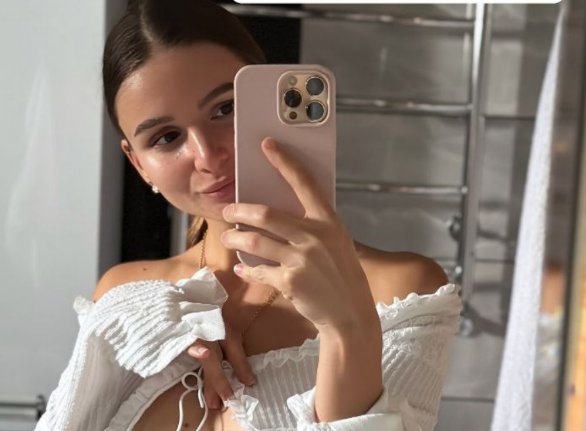 Жена Андрея Чуева будет жить в его доме, когда он улетит в Дубаи Жена Андрея Чуева будет жить в его доме, когда он улетит в Дубаи