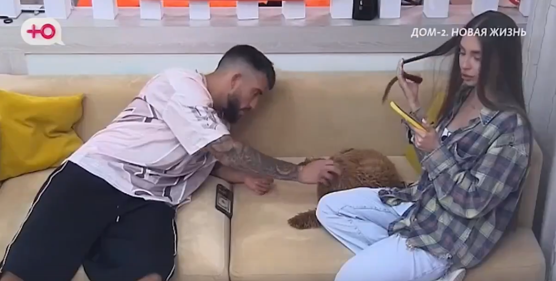 Катя Квашникова рассчитывает после свадьбы получать дорогие подарки от Григорьева