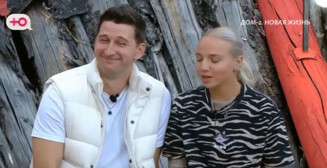 Евгения Дорожкина без Луковкина не может купить подарок Хорошеву