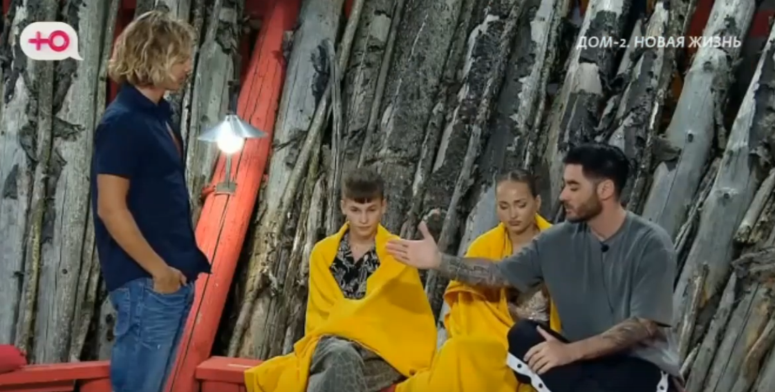 Виктория Салибекова продолжает отстаивать брата перед подписчиками Виктория Салибекова продолжает отстаивать брата перед подписчиками