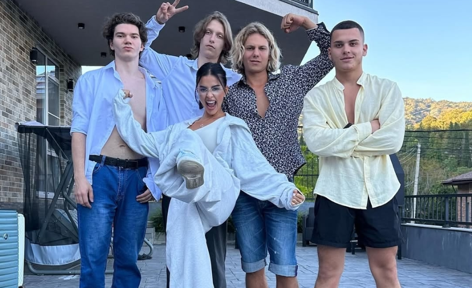 Бухынбалтэ считает, что у неё с подругой Фиткевич один мозг на двоих