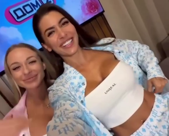 В Сочи к парням подселили блогерш, В Сочи к парням подселили блогерш,