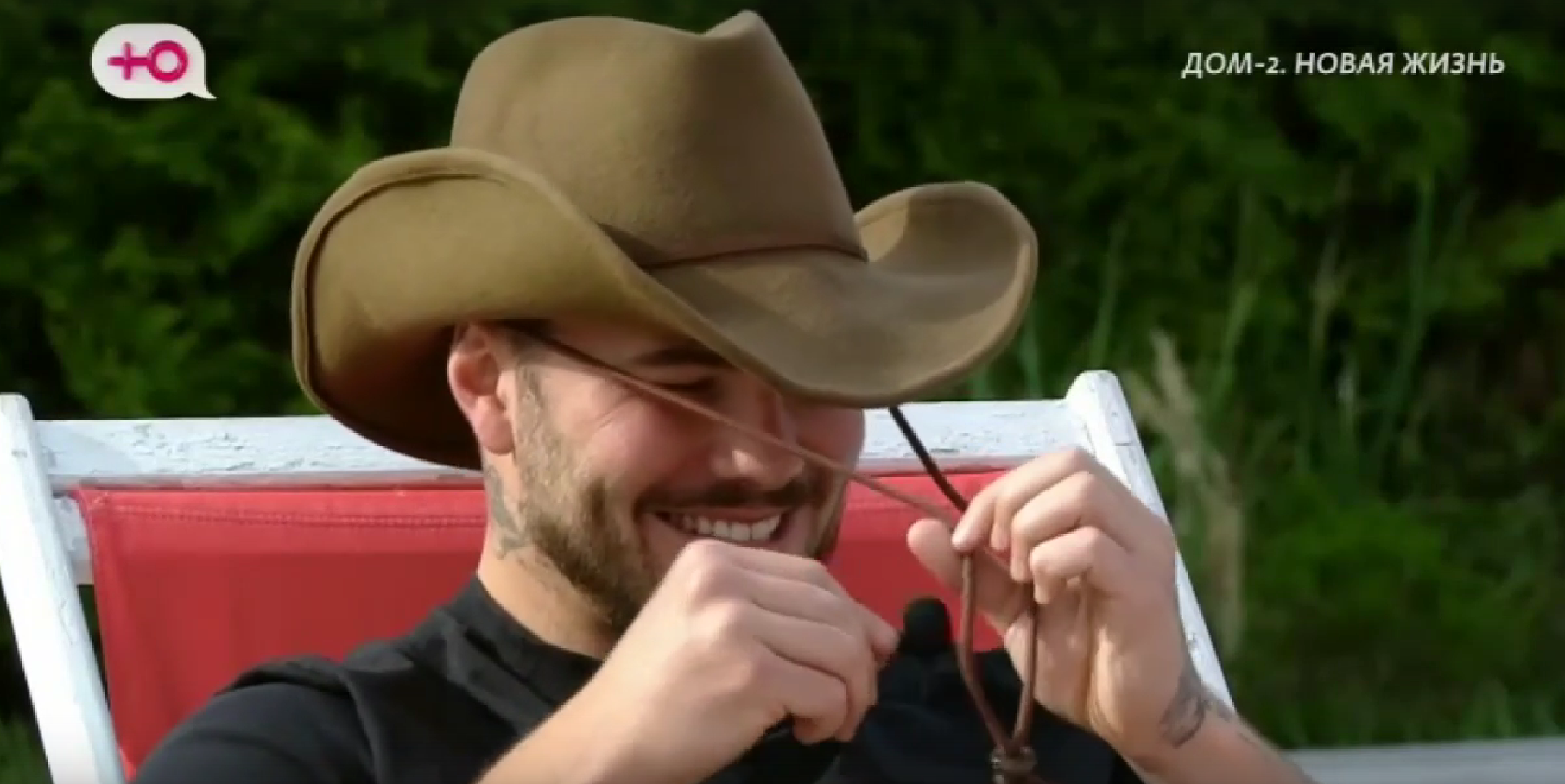 Ковбой Сергей Хорошев получил в подарок от тёщи лошадку Ковбой Сергей Хорошев получил в подарок от тёщи лошадку