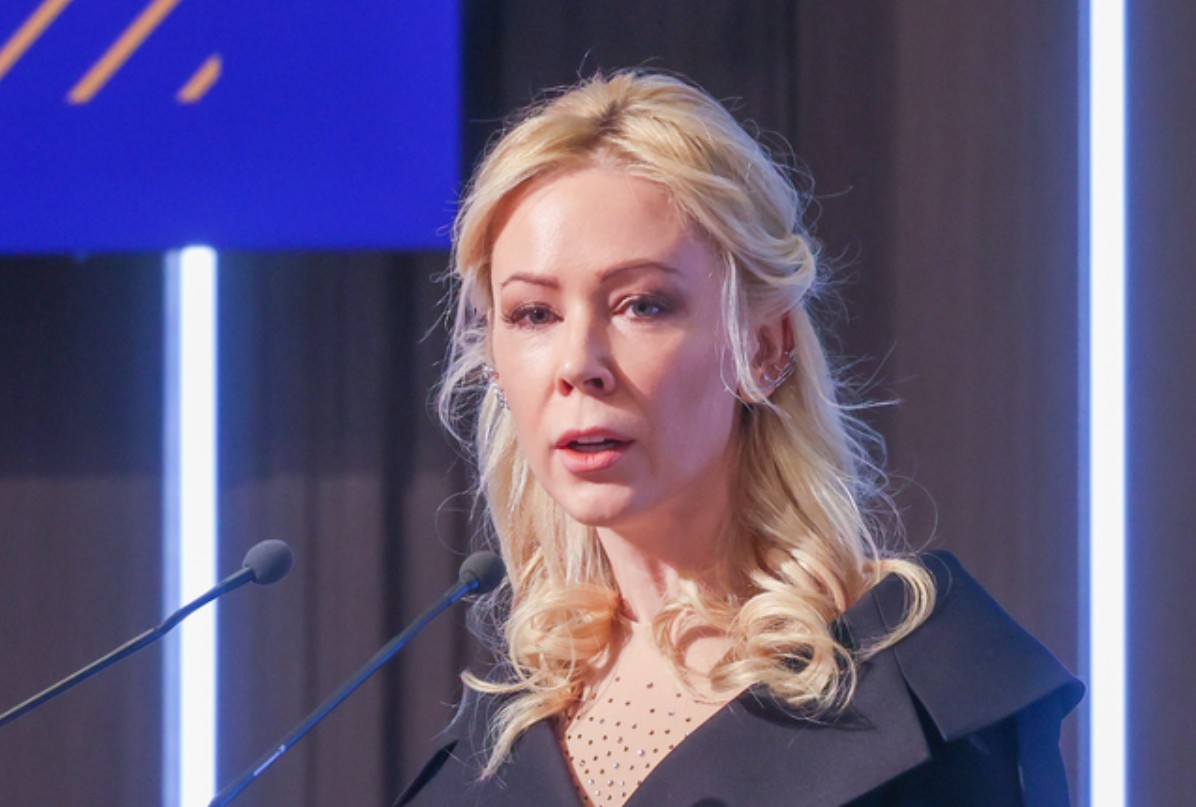 Екатерина Мизулина ответила Егору Криду Екатерина Мизулина ответила Егору Криду