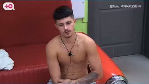 так Попадут ли вдвоем в психбольницу Рахимова и Гуранда, спорят зрители Дома 2