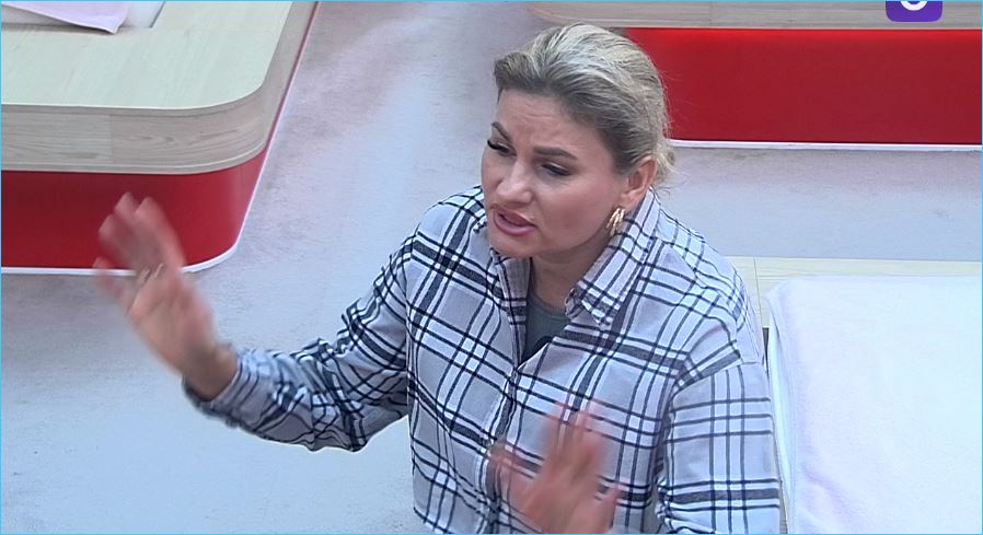 Вероника Гракович не обижается на дочь, поддерживающую мужа Тиграна Салибекова